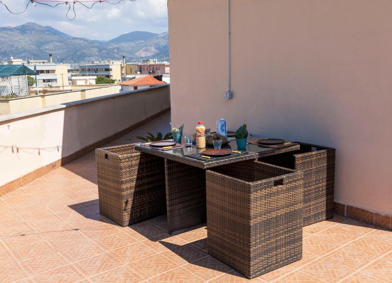 Incantevole Attico 1Minuto Dal Mare Wifi Netflix Terracina Zewnętrze zdjęcie