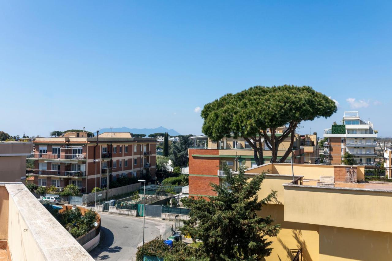 Incantevole Attico 1Minuto Dal Mare Wifi Netflix Terracina Zewnętrze zdjęcie