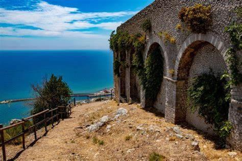 Incantevole Attico 1Minuto Dal Mare Wifi Netflix Terracina Zewnętrze zdjęcie